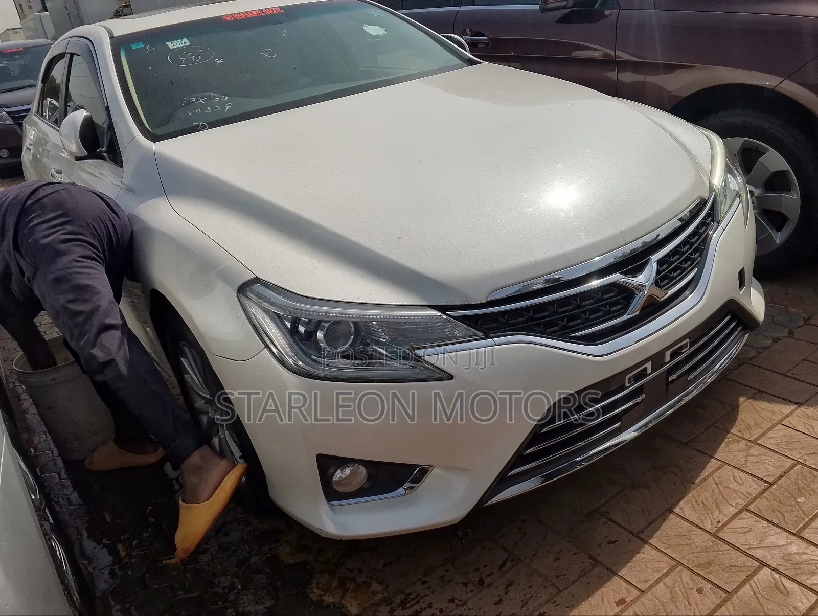 Toyota Mark X 2.5 AWD 2016 White