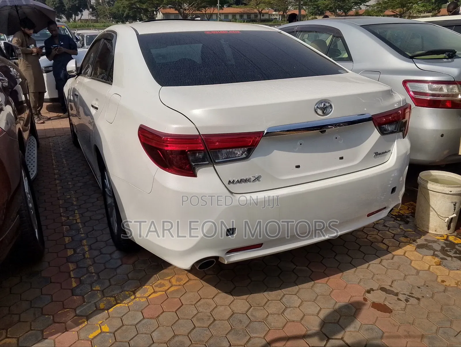 Toyota Mark X 2.5 AWD 2016 White