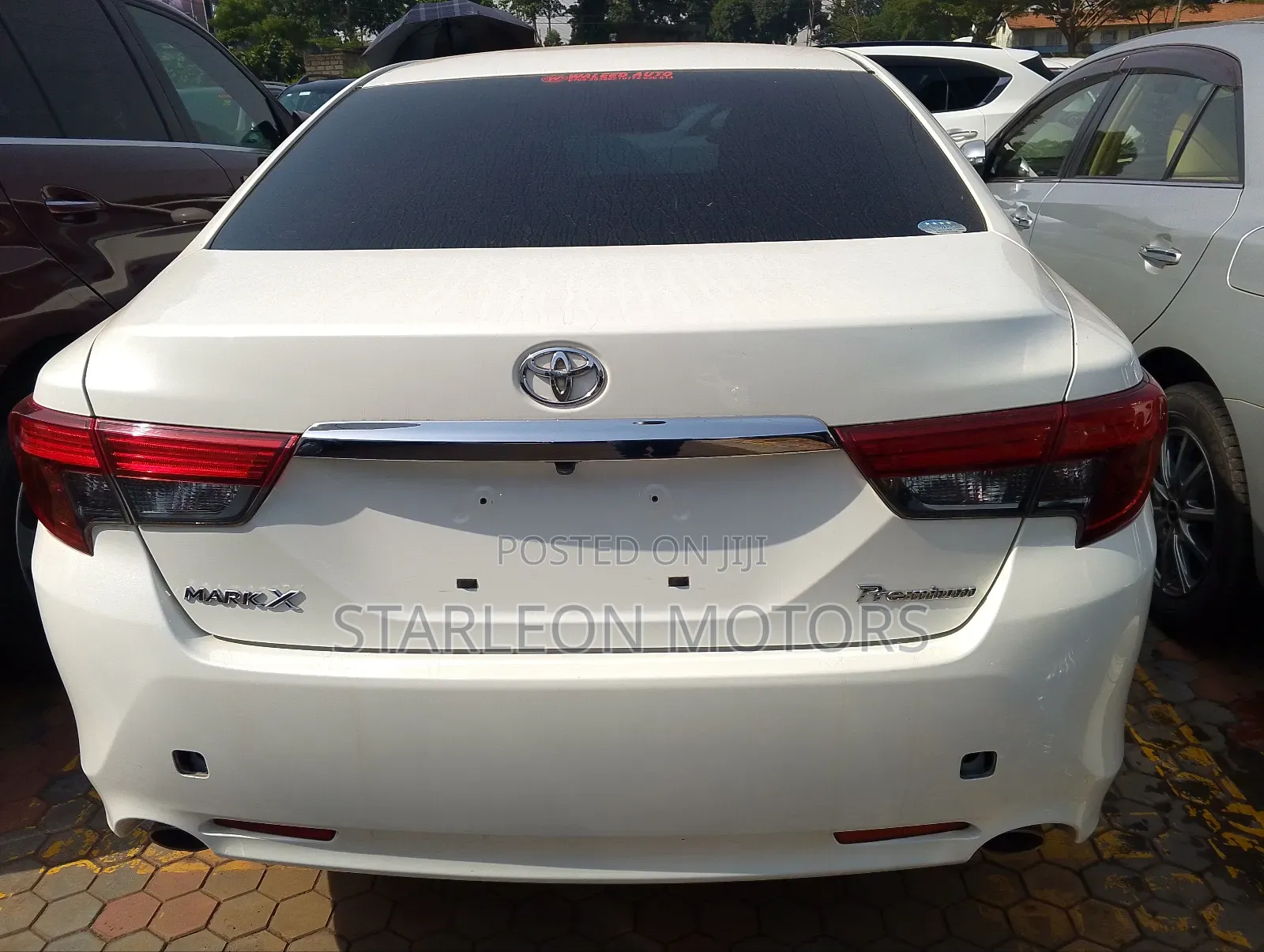 Toyota Mark X 2.5 AWD 2016 White