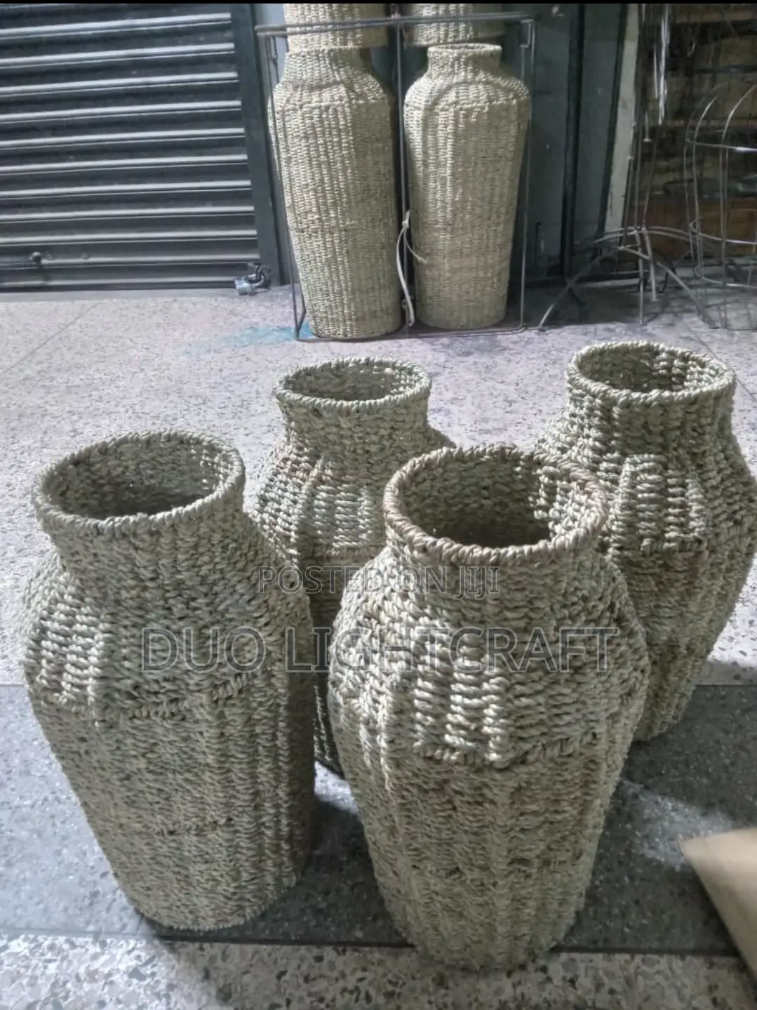 Handwoven Water Hyacinth Vase – Natural Stylish Decor