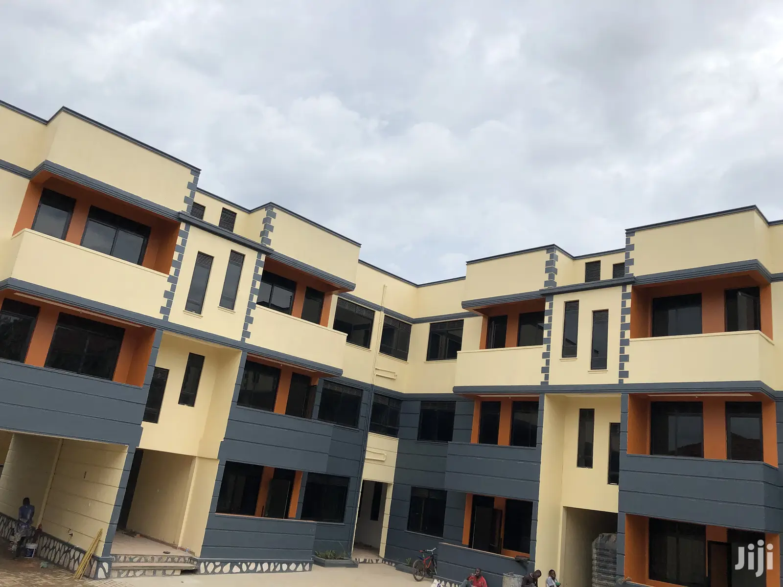 Kira Apartments For Sale