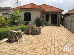 Classic Bungalow in Najjera for Sell