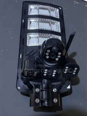 All-Weather 450w Solar Light Triple-Lens Camera