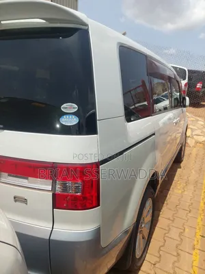 Mitsubishi Delica 2011 White