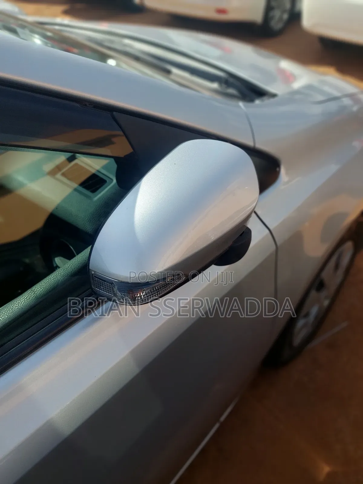 Toyota Auris 2012 Silver