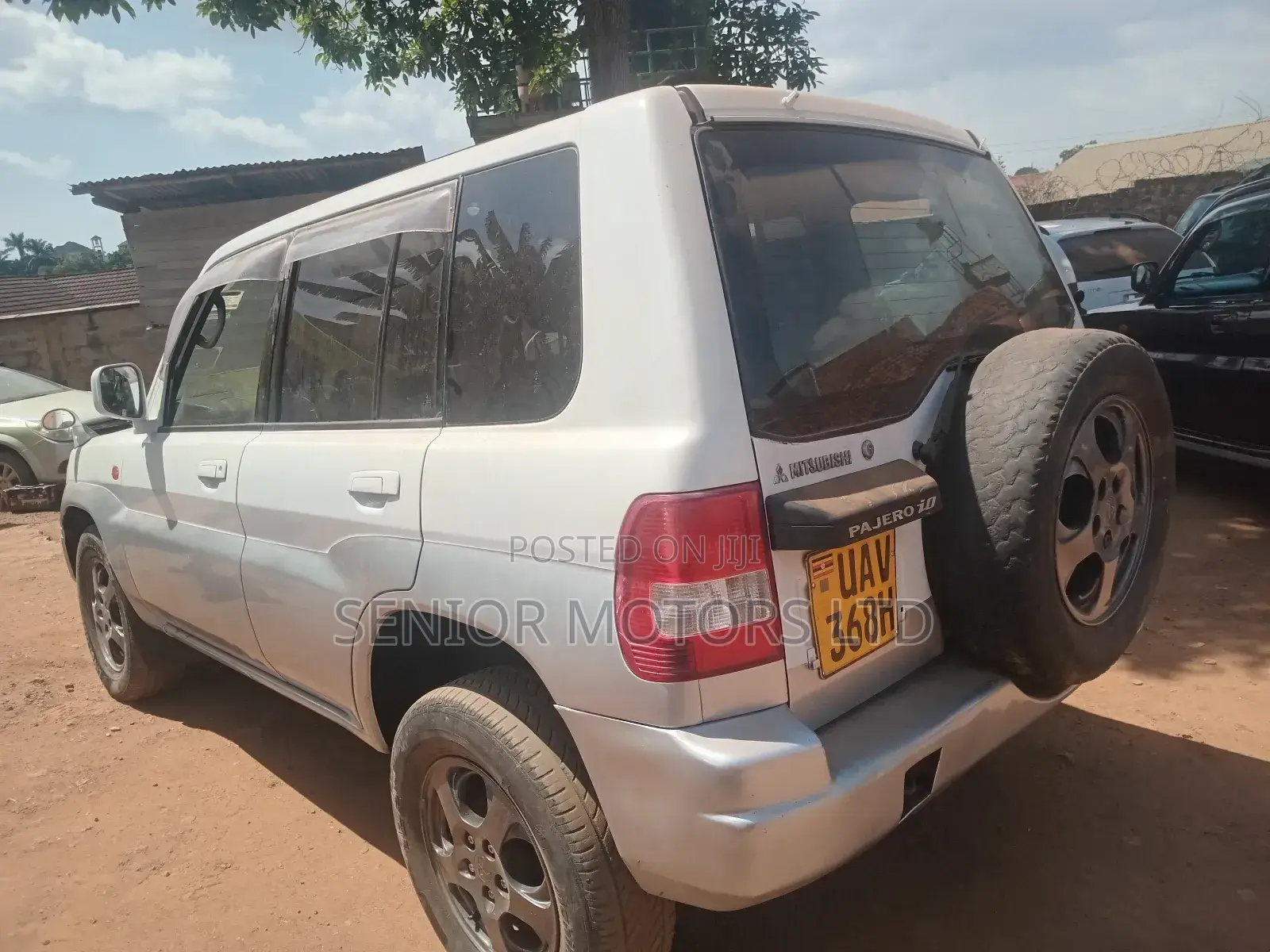 Mitsubishi Pajero IO 2001 Silver