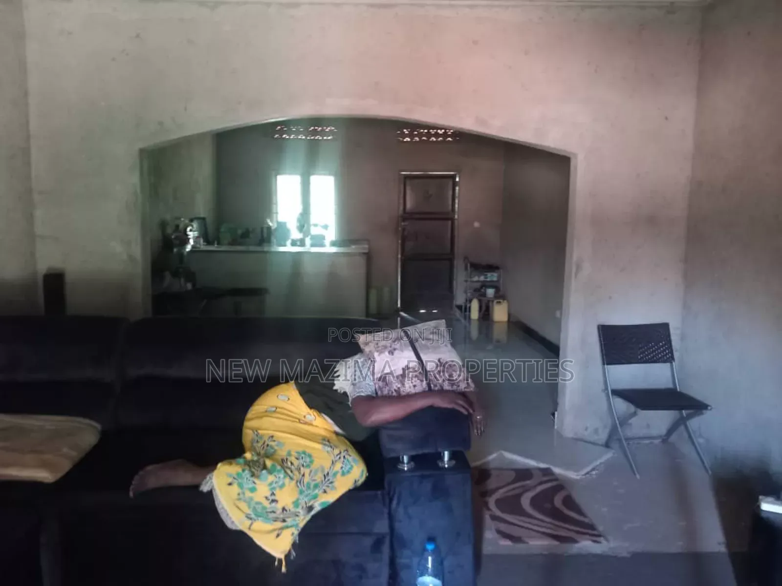 3bdrm Bungalow in Nsangi Maya Town, Central Division for sale