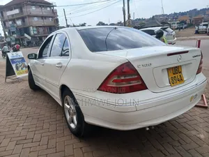 Mercedes-Benz C180 2006 White