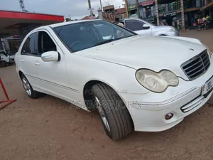 Mercedes-Benz C180 2006 White