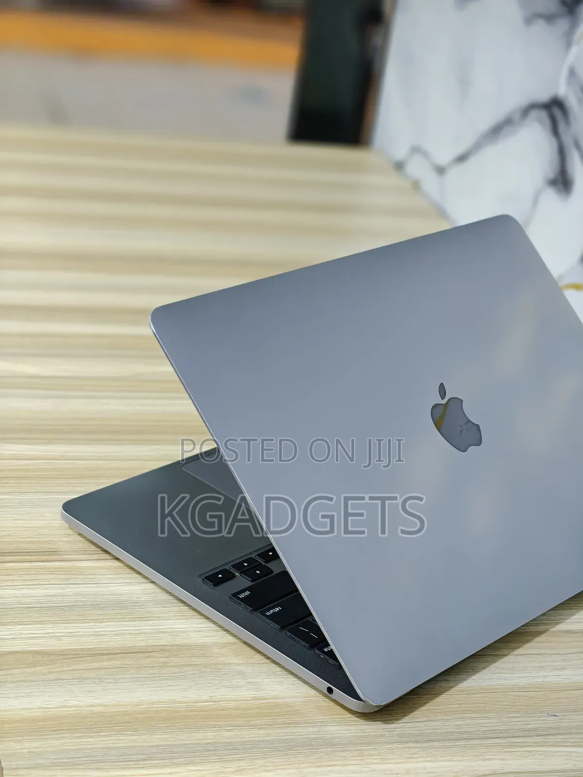 Laptop Apple MacBook Air 2022 M2 8GB Intel Core M2 SSD 256GB