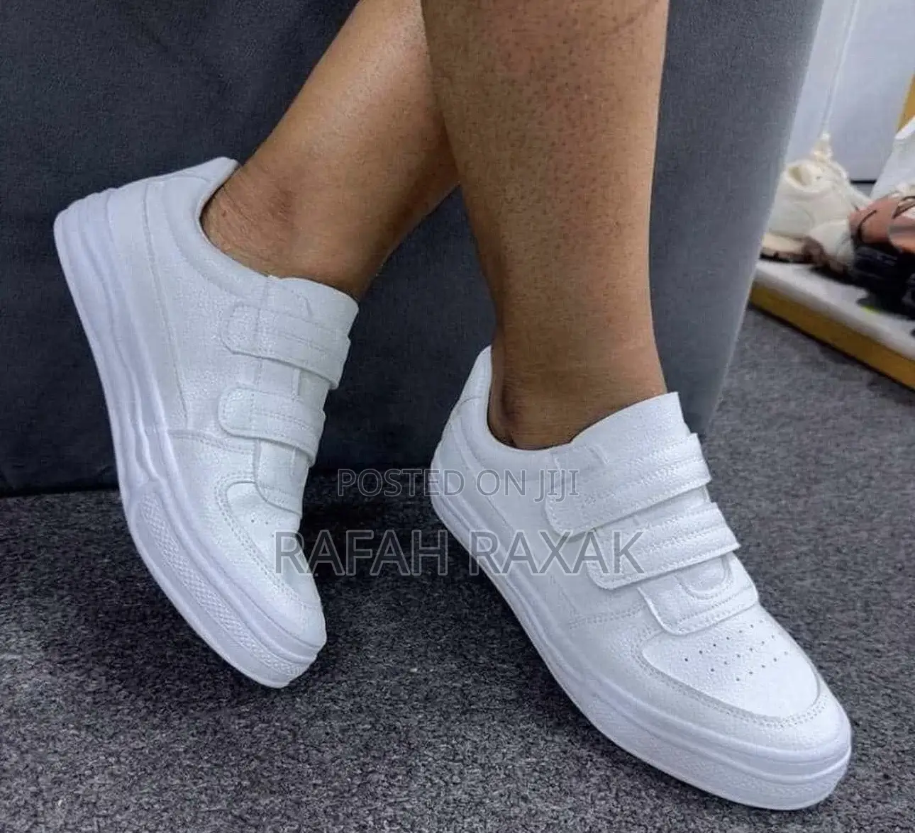 Classic Unisex White Casual Easy Low Shoes