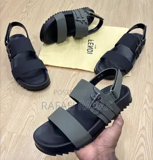 Original Men’S Fendi Roma Ankle Strap Leather Sandals