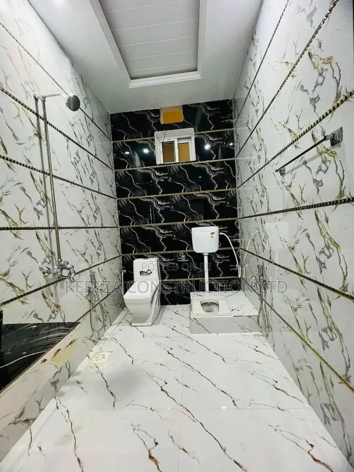 Unique Bathroom Space Construction