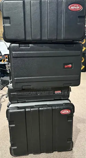 SKB/Gator 4u, 6u, 8u, 10u, 12u, 16u Cases for Amps, Eqs Drive Racks