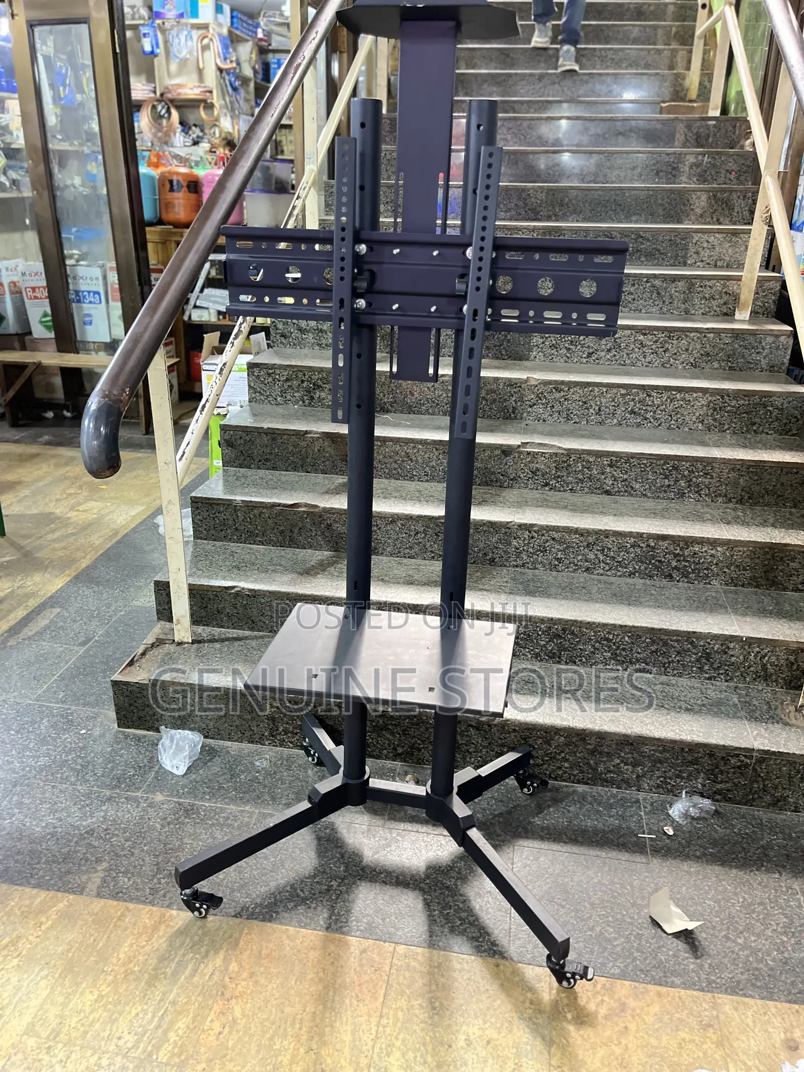 Conference / Trolley Tv Stand That’S Movable.