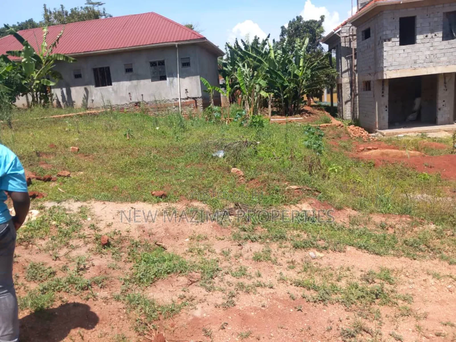 Vert Hot Plot With Ready Private Title on Table on Forced Sale Kigo