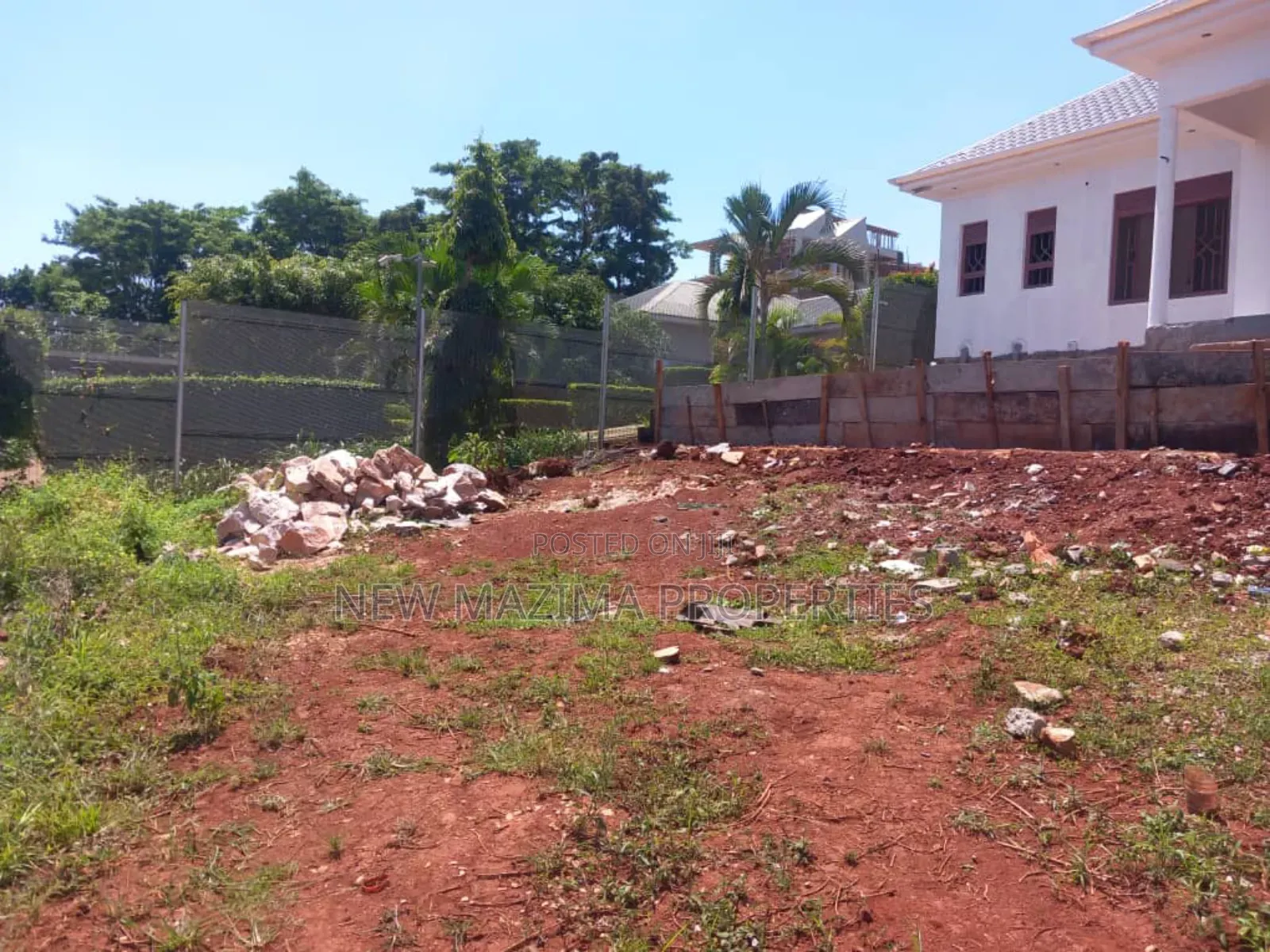 Vert Hot Plot With Ready Private Title on Table on Forced Sale Kigo