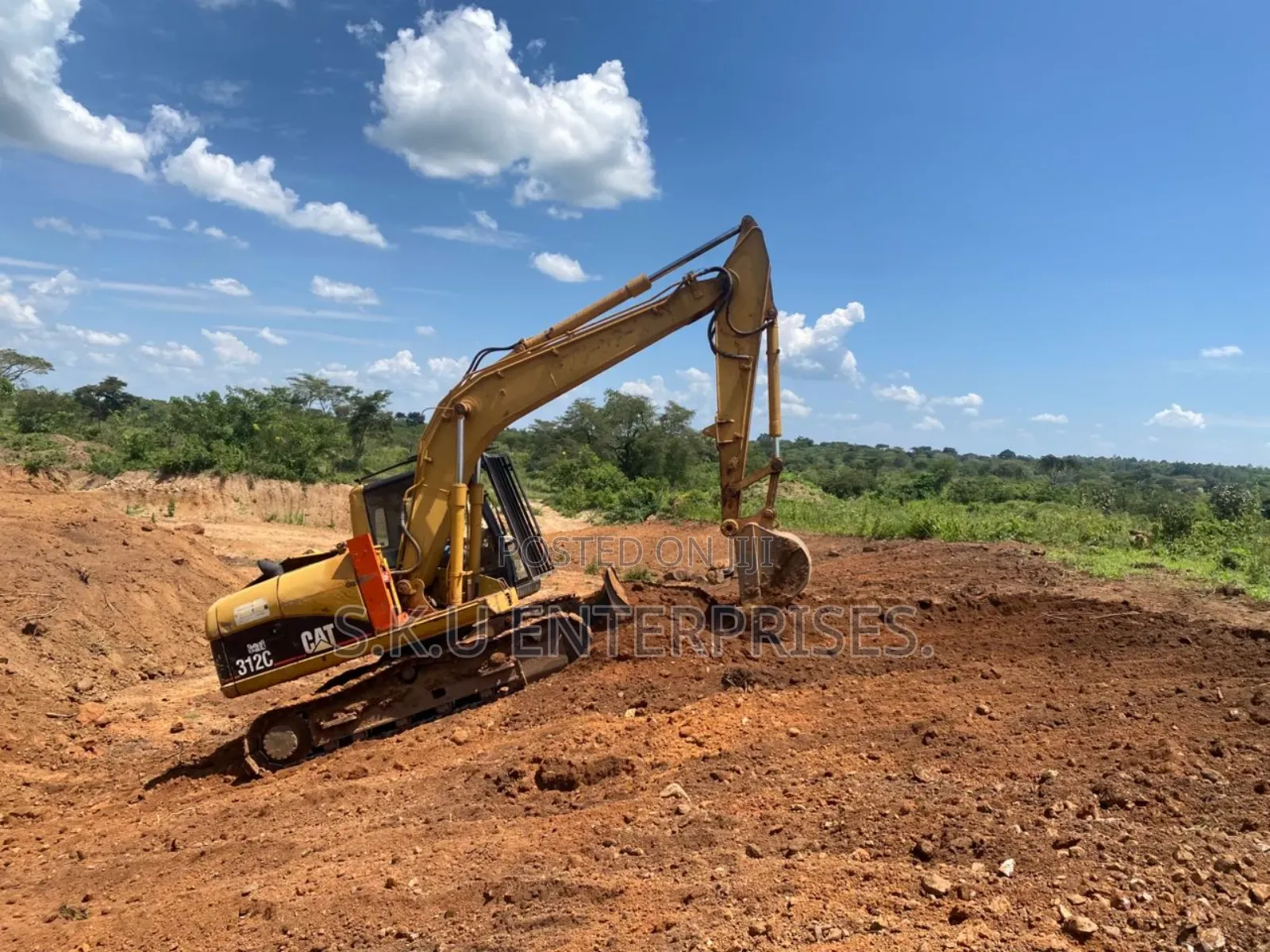 Medium Excavators for Hire