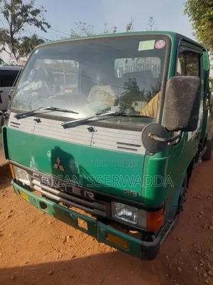 Mitshubishi Canter Tipper Short Gear and a Versatile Truck