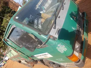 Mitshubishi Canter Tipper Short Gear and a Versatile Truck