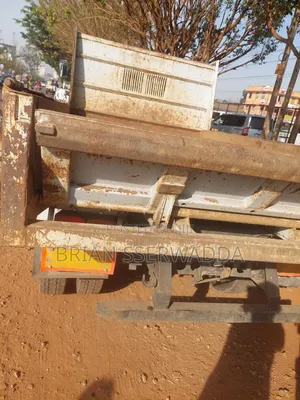 Hino Tipper 4.0tonnage J08c Engine