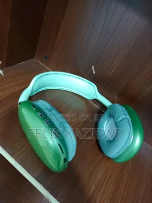 P9 Wireless Headsets.