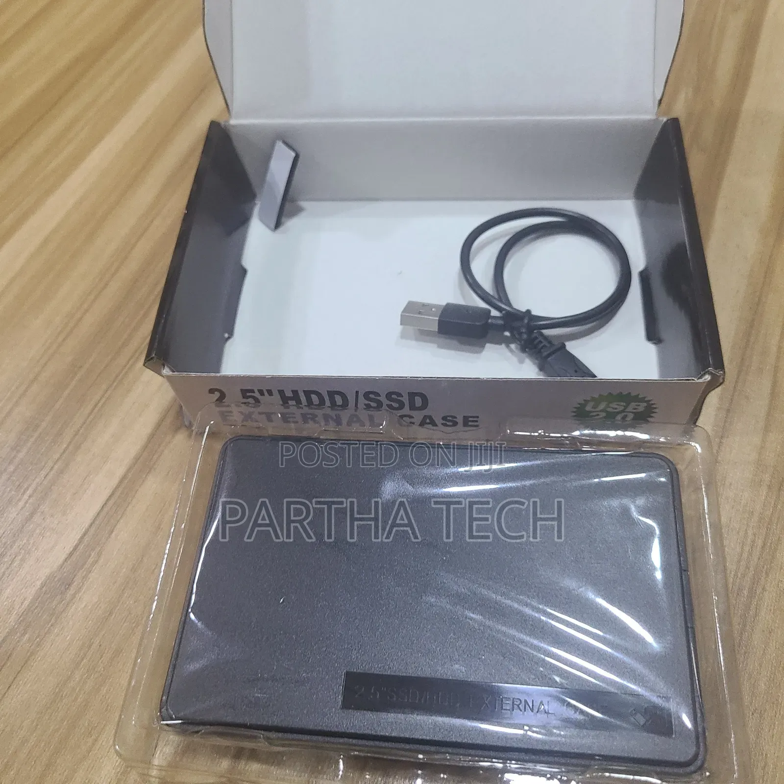 2.5" Usb 2.0 External Case for an HDD or Ssd.