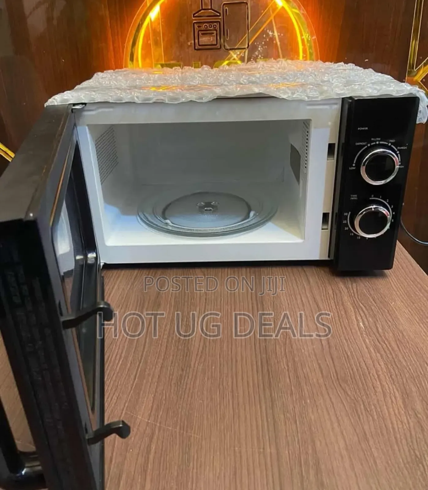 Blueflame 20 Litre Microwave Oven - Black(3 Yr Wrty)
