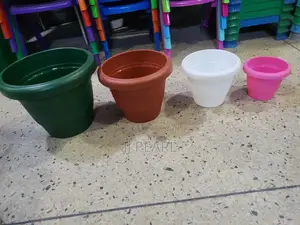 Plastic FLWR PTS