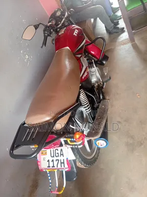 TVS HLX 125 2022 Red