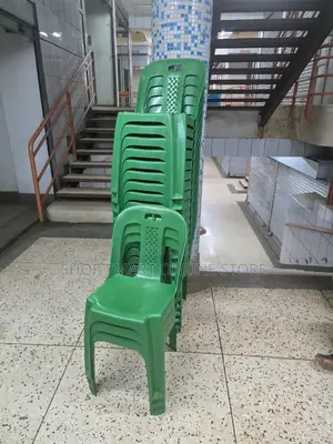 Stackable Plastic Chairs Stackable Plastic Chairs