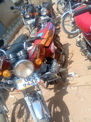 Bajaj Boxer 100 2018 Red