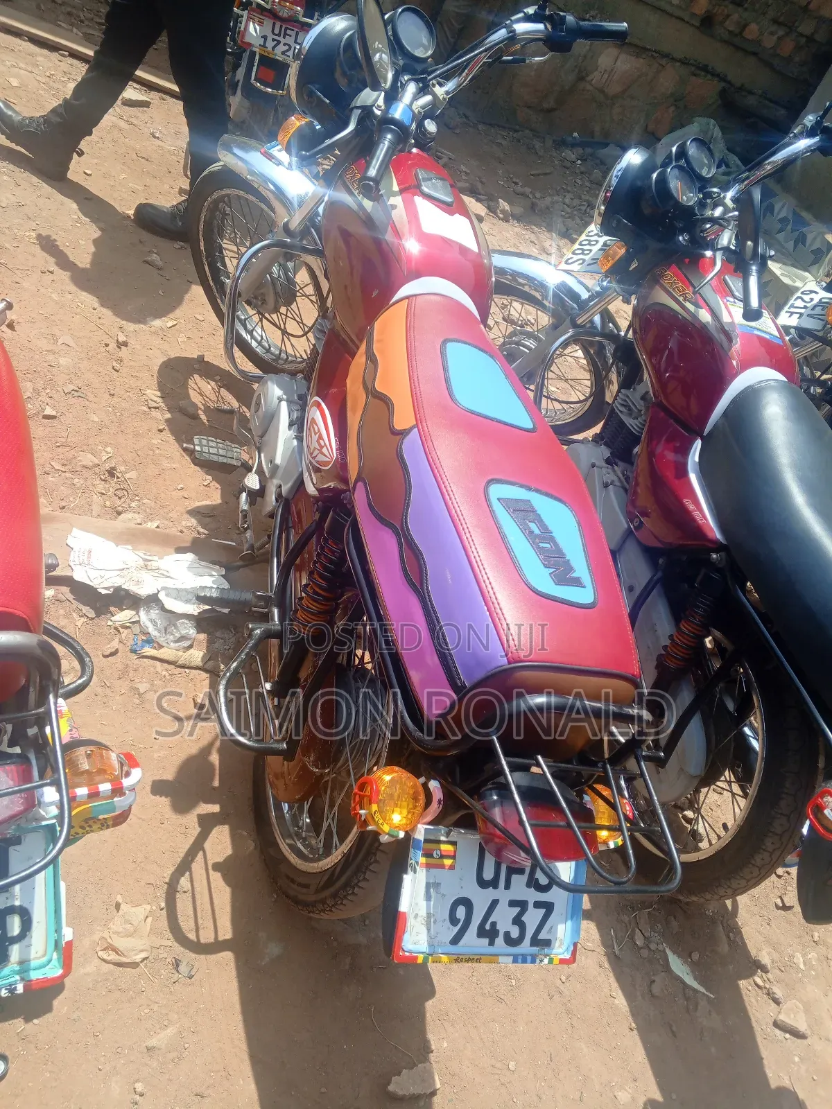 Bajaj Boxer 100 2018 Red