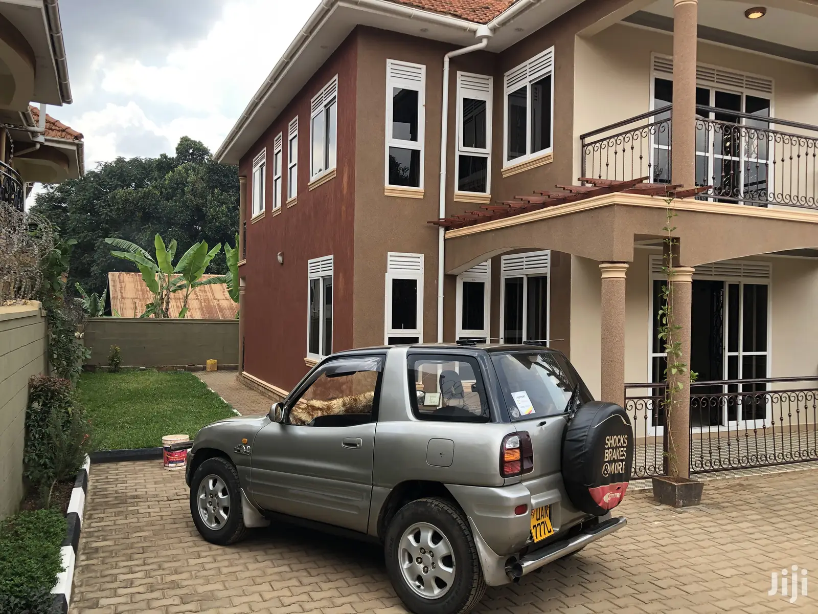 Naalya Posh Home on Sale