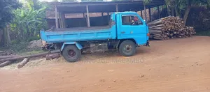 Isuzu Elf Timper 1989