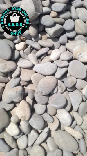 Black/Grey Lake Pebble Stones