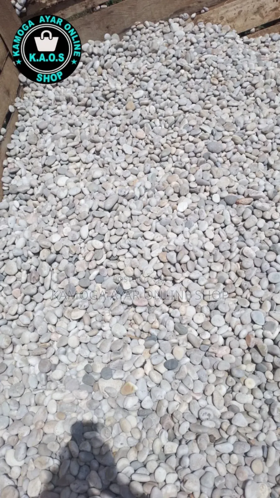 Black/Grey Lake Pebble Stones