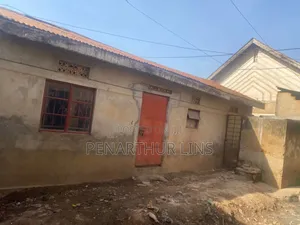 Furnished 8bdrm Bungalow in Kanyanya, Central Division for sale