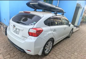 Subaru Impreza 2.0i AWD Hatchback 2016 White