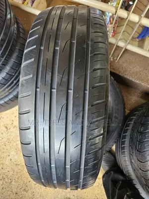 215 70 R16 Toyo Tires Only One Piece Left Now But Gd Tires Always We .
