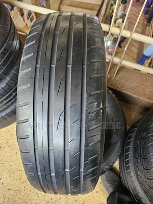 215 70 R16 Toyo Tires Only One Piece Left Now But Gd Tires Always We .