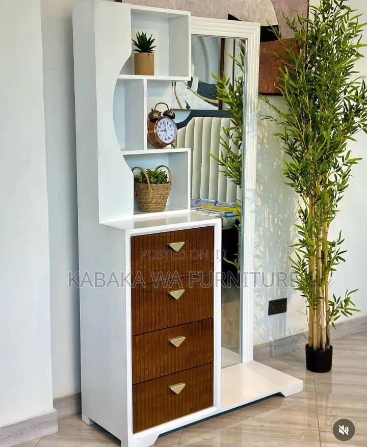 Dressing Mirror/Dressing Table Unique Luxury Mirror Table Set