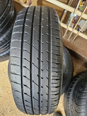 215 70 R15 Dunlop Type 4rm Japan. A Tire That Every One Shud Use .
