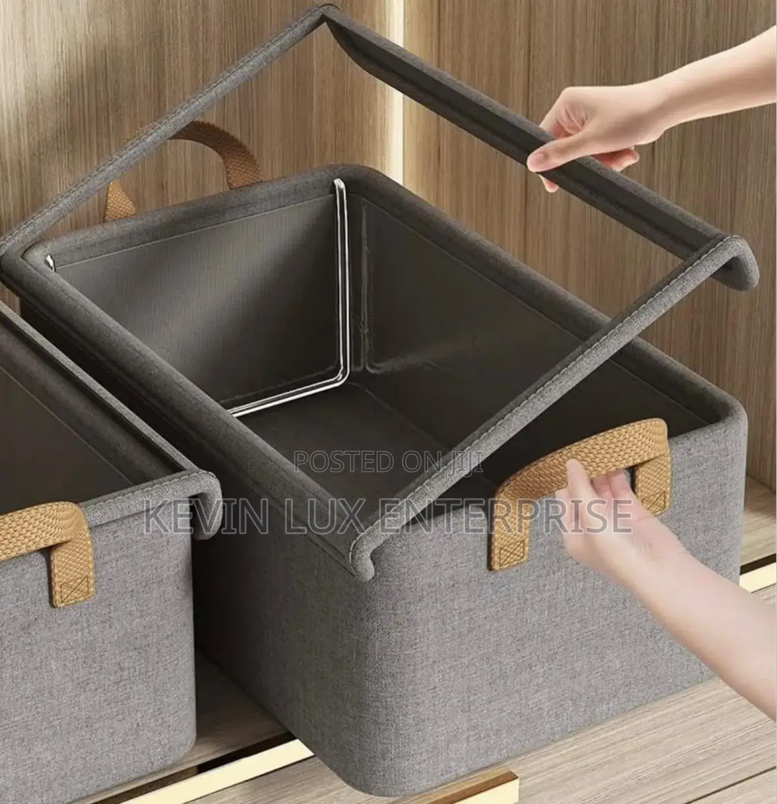 Wardrobe Organizer With Cover