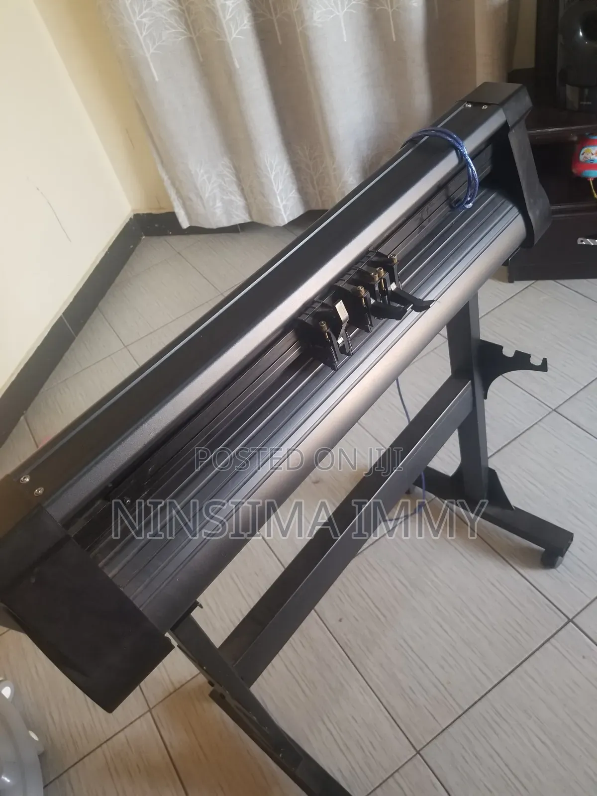 Cutting Plotter