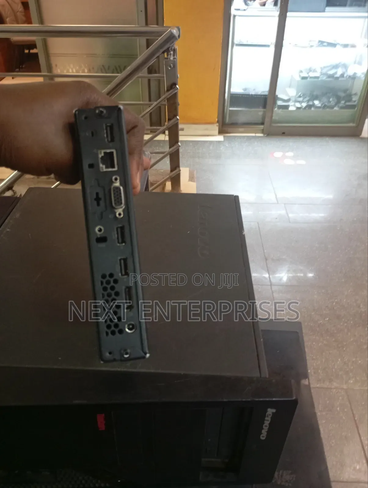 Desktop Computer Lenovo ThinkCentre M715 4GB Intel Core I3 HDD 320GB