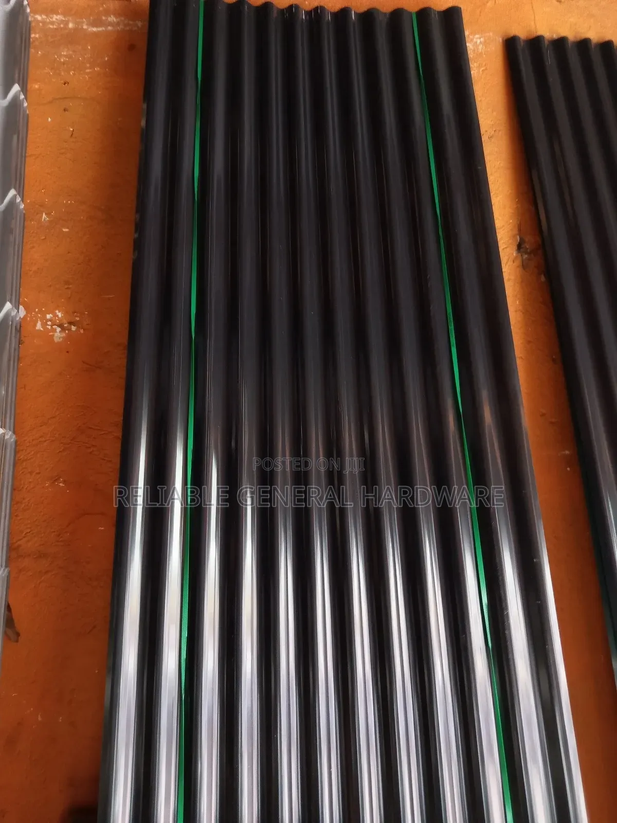 Ordinary Ironsheets Black G.30