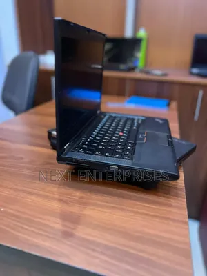 Laptop Lenovo ThinkPad T420 4GB Intel Core I7 HDD 500GB