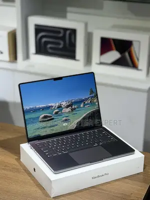 New Laptop Apple MacBook Pro 2025 M5 14-inch 16GB Apple M5 SSD 512GB