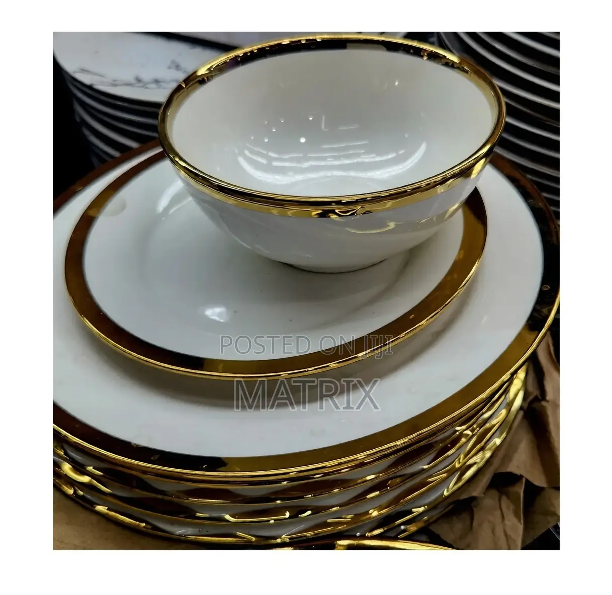 White Dinner Set of 18pcs,Dinner Plates,Side Plates Bowls